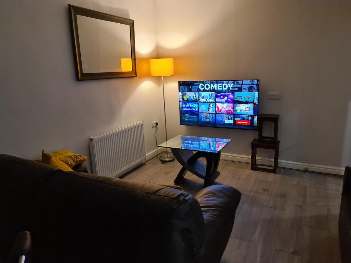 ברמינגהאם Whole House - 4 Bedrooms - Parking - Sleeps 8 מראה חיצוני תמונה