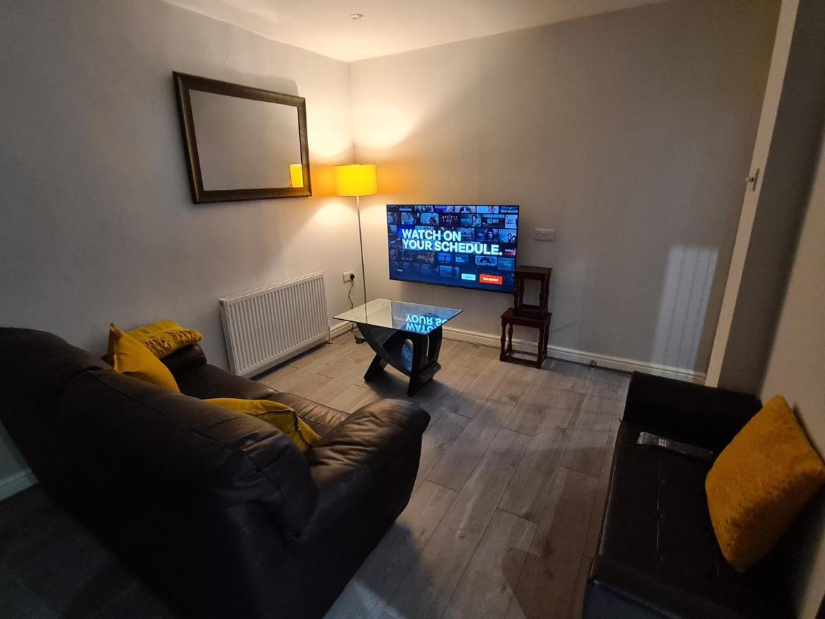 ברמינגהאם Whole House - 4 Bedrooms - Parking - Sleeps 8 מראה חיצוני תמונה