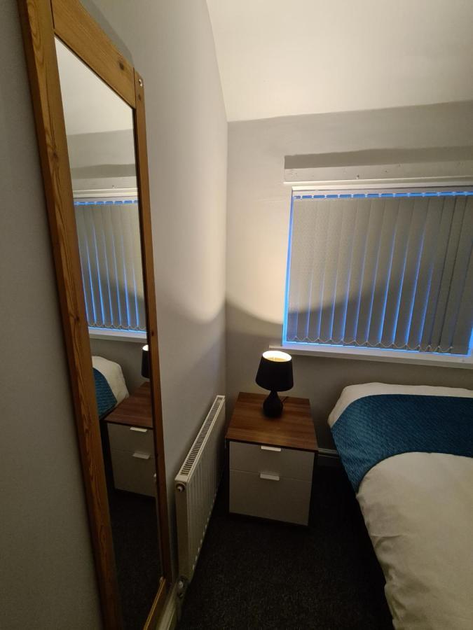 ברמינגהאם Whole House - 4 Bedrooms - Parking - Sleeps 8 מראה חיצוני תמונה