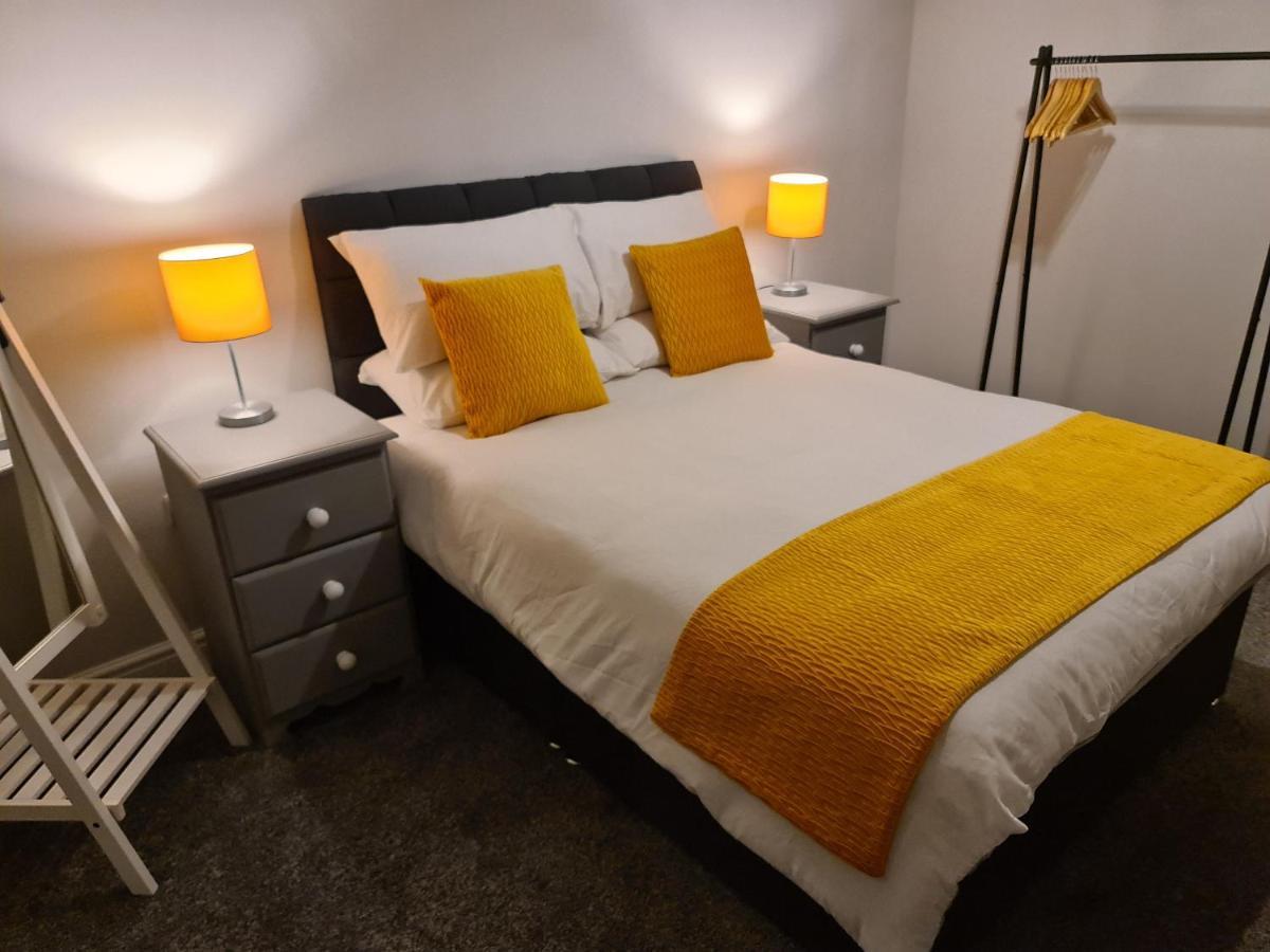 ברמינגהאם Whole House - 4 Bedrooms - Parking - Sleeps 8 מראה חיצוני תמונה