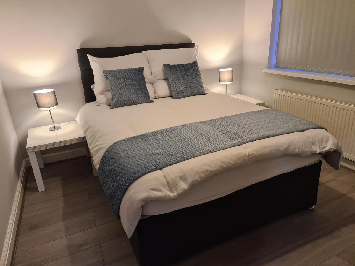 ברמינגהאם Whole House - 4 Bedrooms - Parking - Sleeps 8 מראה חיצוני תמונה