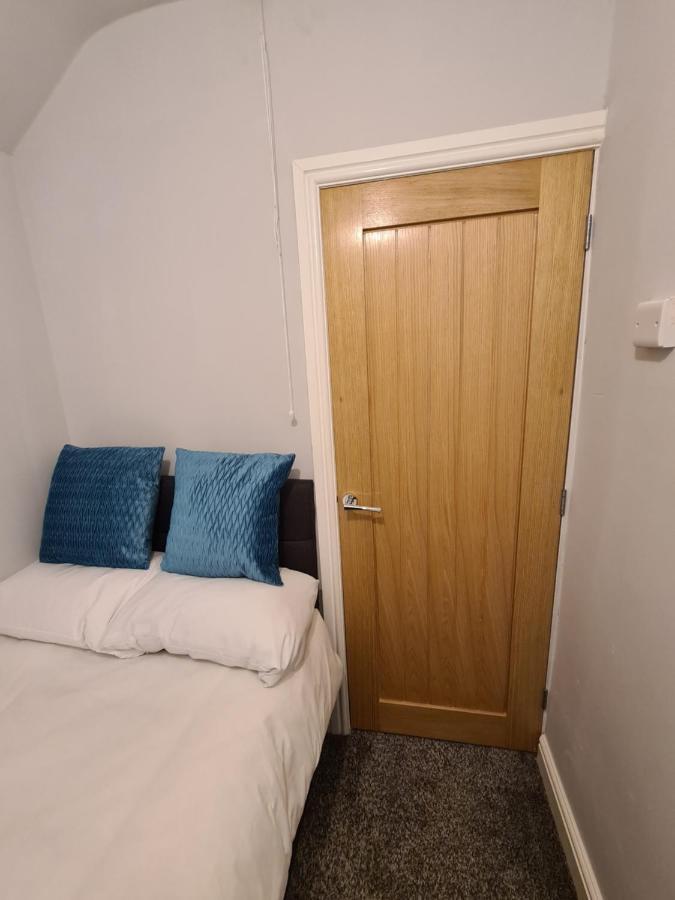 ברמינגהאם Whole House - 4 Bedrooms - Parking - Sleeps 8 מראה חיצוני תמונה